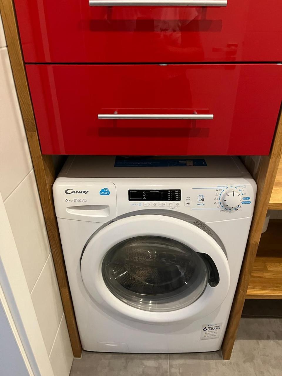 Apartamenty Wierzbowa 5 Poznan Luaran gambar