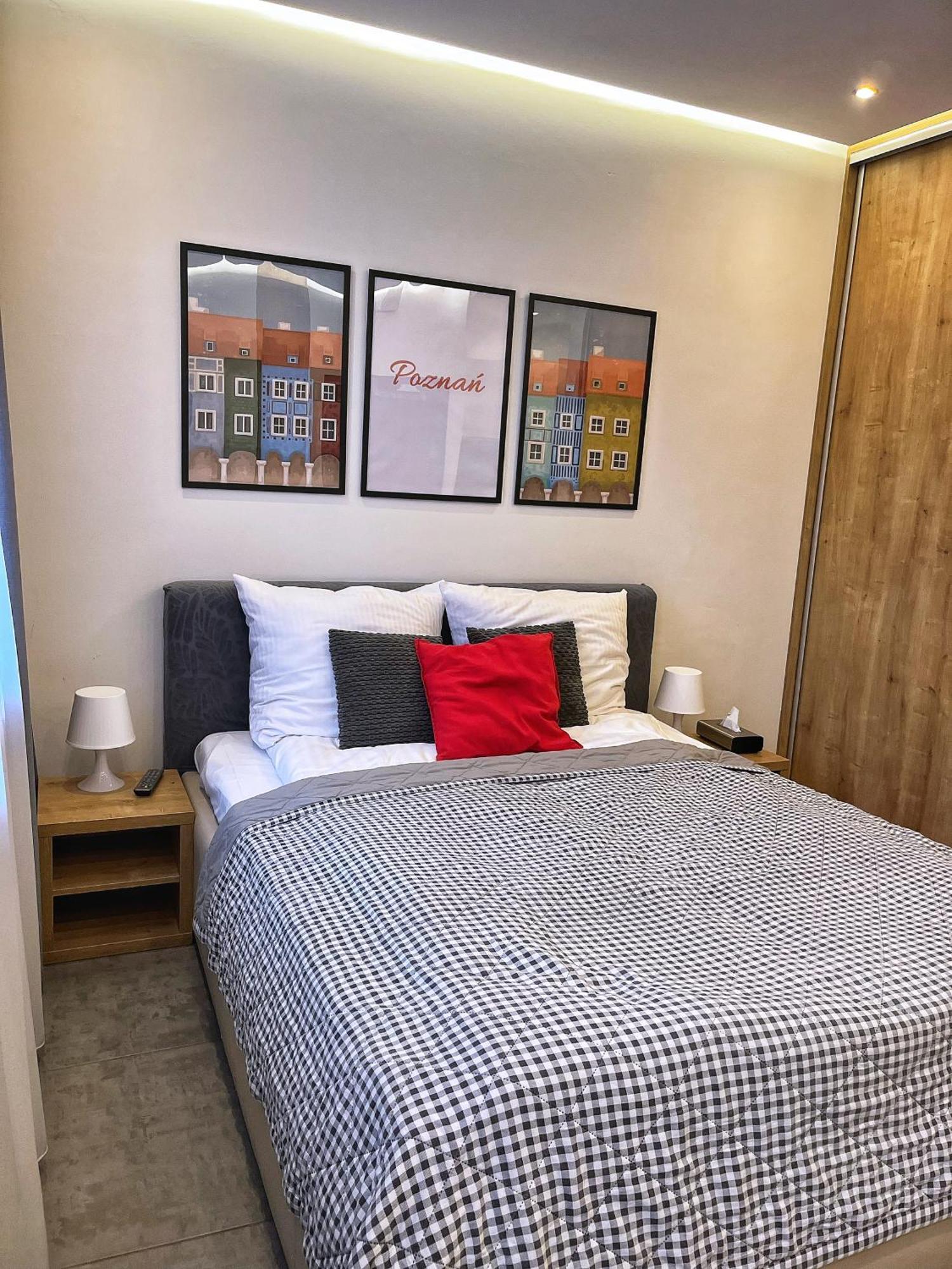 Apartamenty Wierzbowa 5 Poznan Luaran gambar