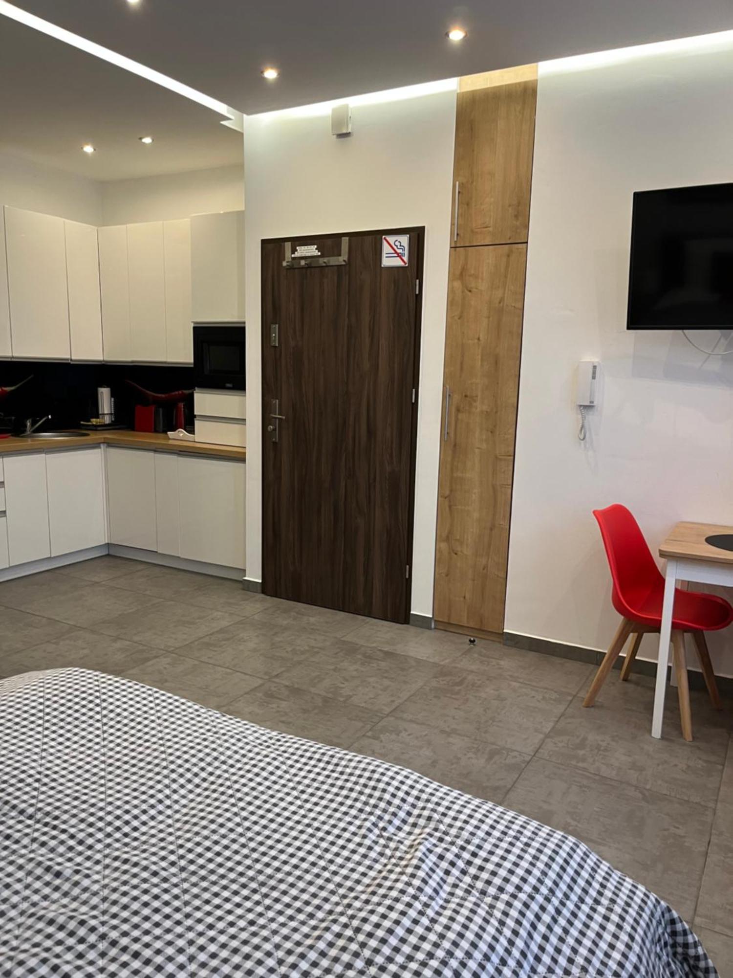Apartamenty Wierzbowa 5 Poznan Luaran gambar